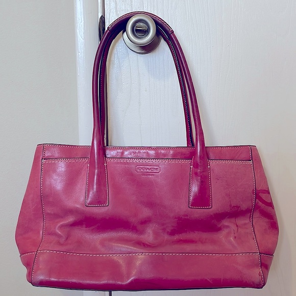 Coach raspberry pink turnlock leather carry all pocket zip tote 👜 - Picture 7 of 12